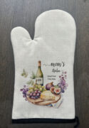 Personalized wine and grapes Linen Oven Mitt